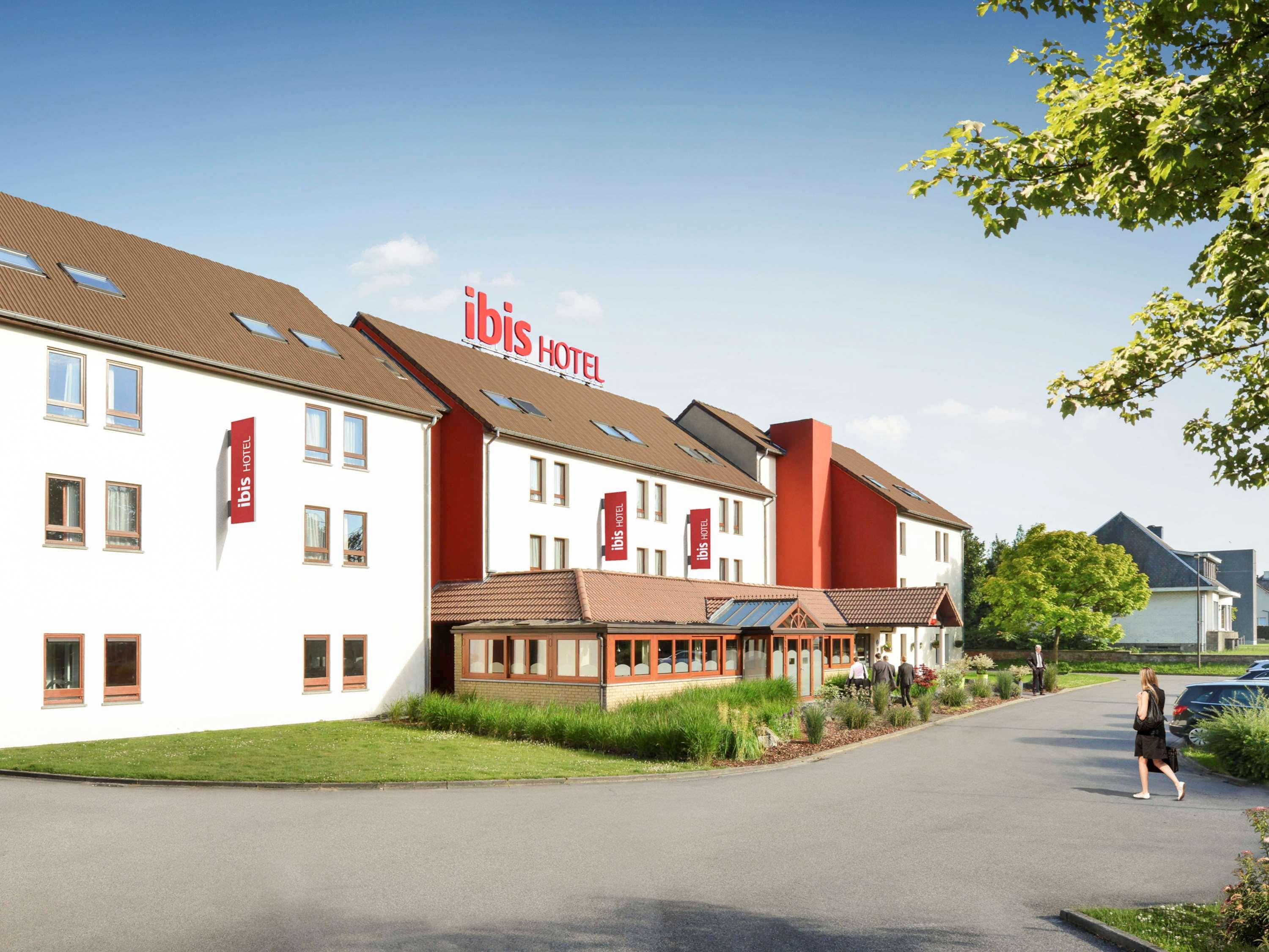 Ibis Charleroi Airport Brussels South Hotel Fleurus Bagian luar foto