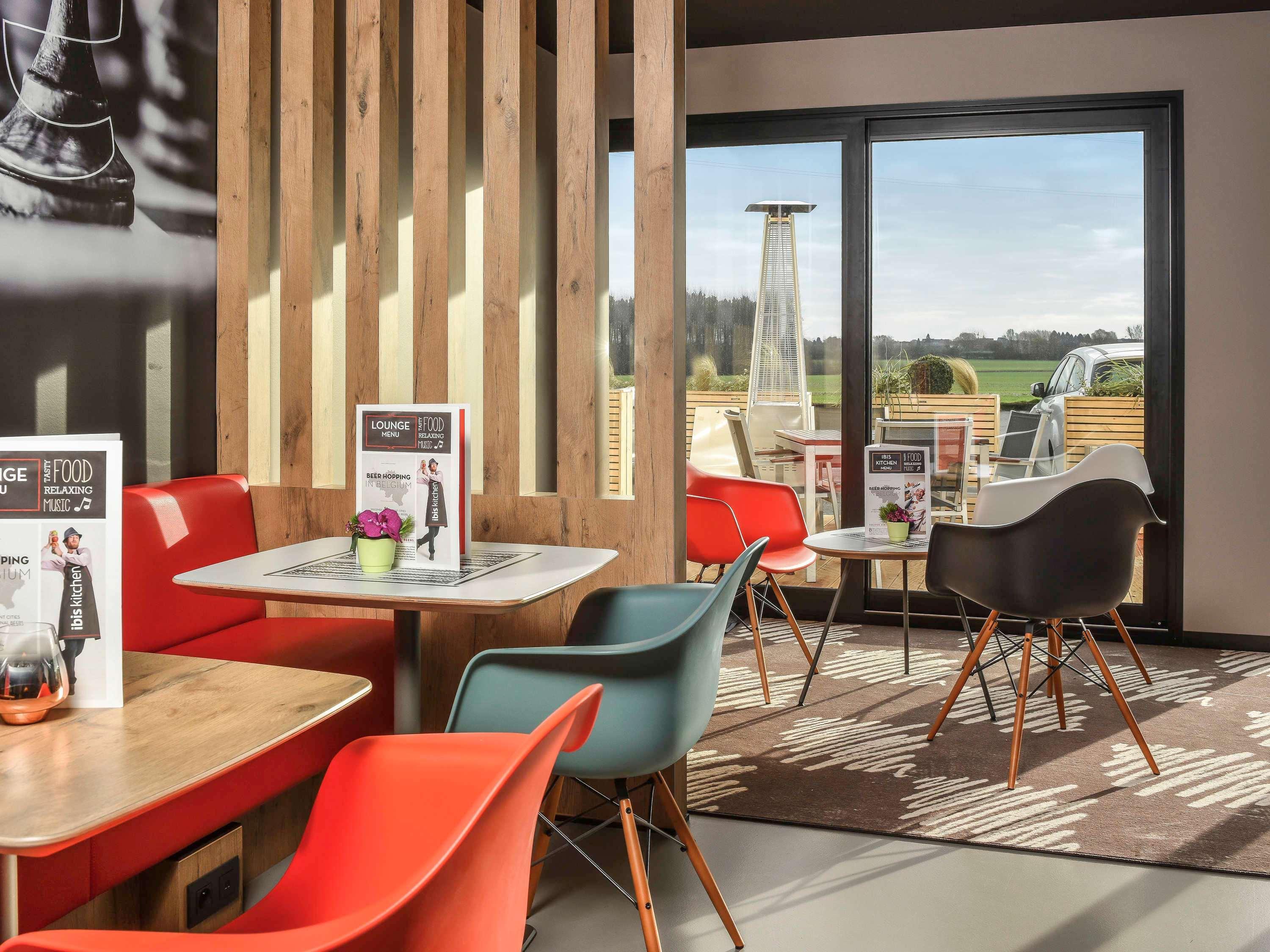 Ibis Charleroi Airport Brussels South Hotel Fleurus Bagian luar foto