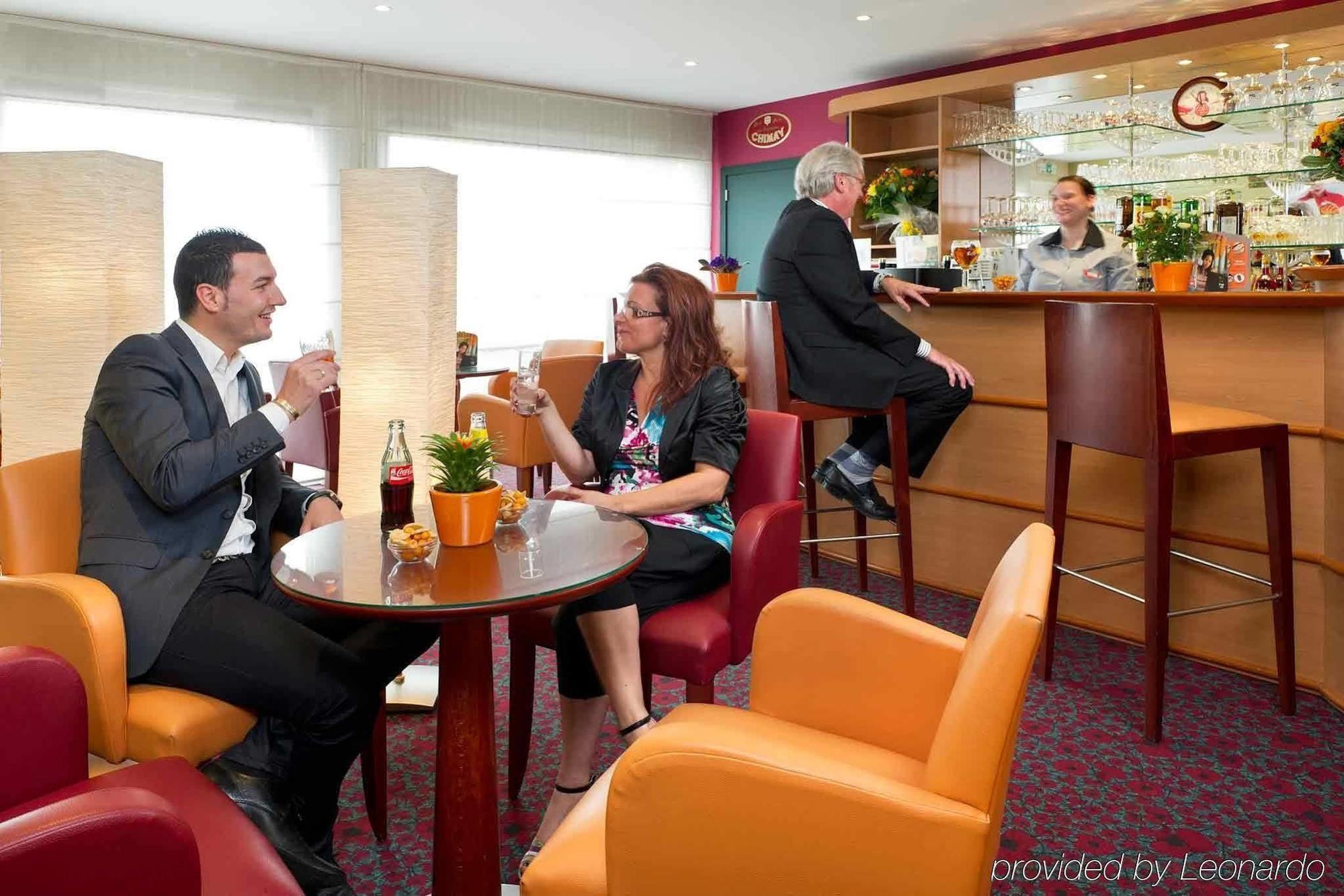 Ibis Charleroi Airport Brussels South Hotel Fleurus Bagian luar foto